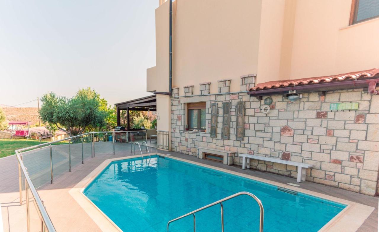 Luxury Villa Karteros Buitenkant foto